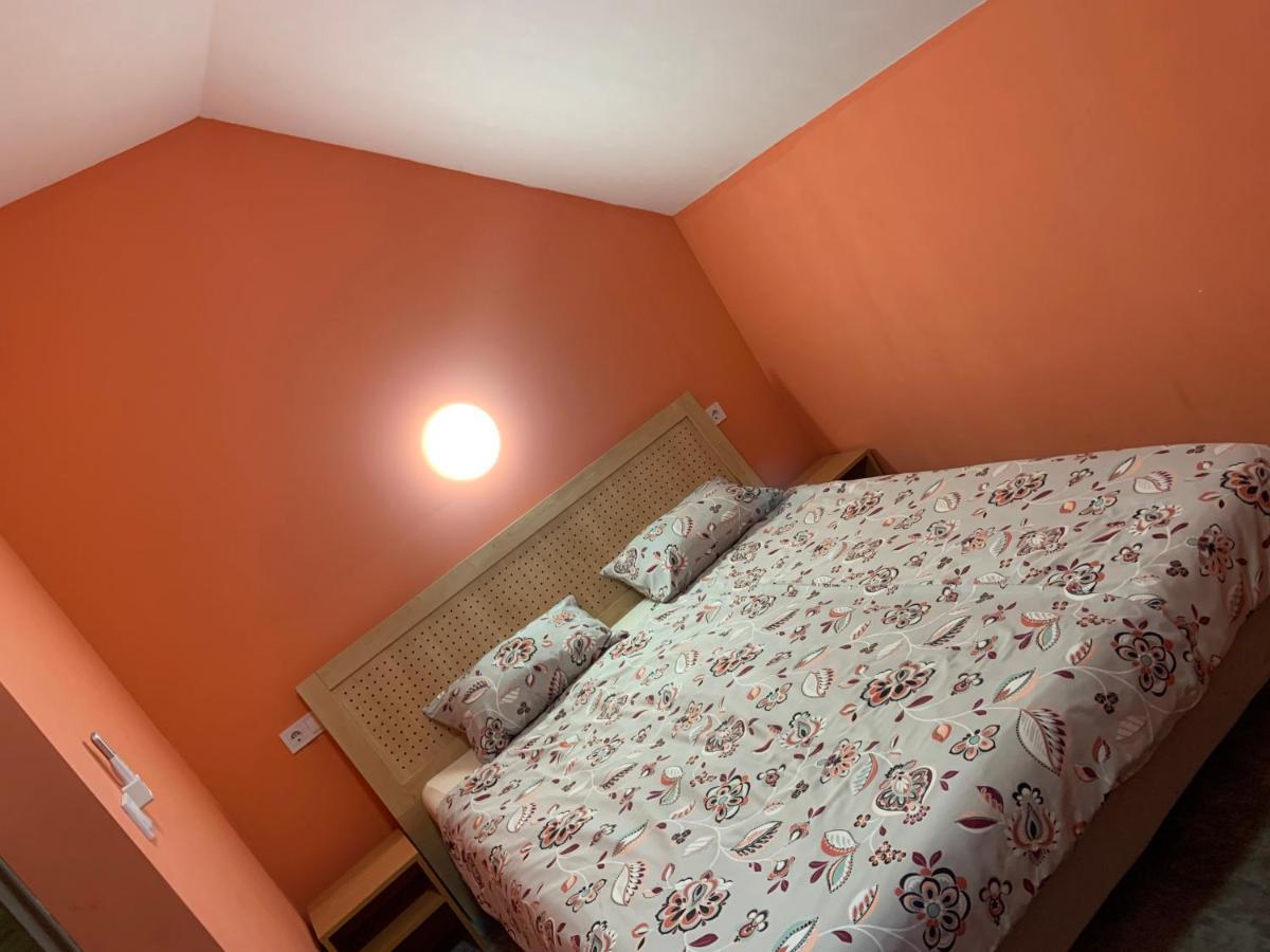 Szitakoeto Panzio Balatonfůzfő Extérieur photo